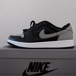 Jordan Retro 1 Shadows Sz 9 Brand New